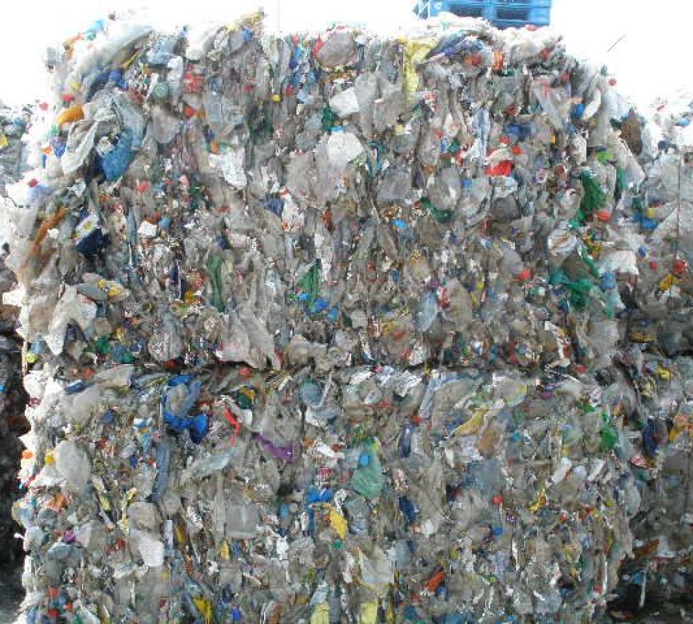 clear-baled-pet-bottle-scrap-1350768 clear-baled-pet-bottle-scrap-1350768